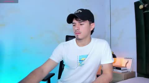 Snapshot of luna_stanford chatting on December 2025 07:29:02 PM Luna Stanford online show from December 2025 07:29:02 PM