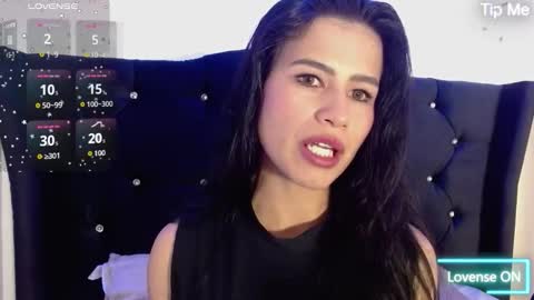 luna_starr69 online show from November 2025 01:33:02 PM