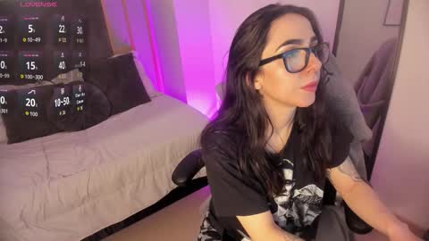 Luna online show from March 2026 01:39:01 PM