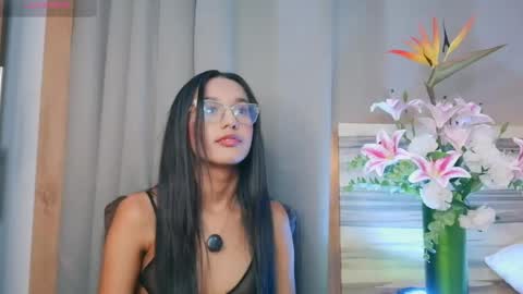 luna_valen online show from May 2026 04:39:02 AM