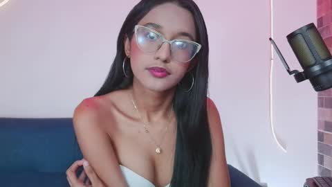 Snapshot of luna_valen chatting on May 2026 04:08:02 AM luna_valen online show from May 2026 04:08:02 AM