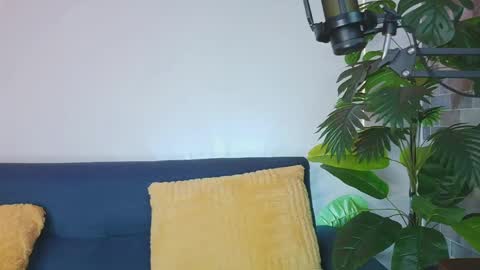 Snapshot of luna_valen chatting on May 2026 04:21:02 AM luna_valen online show from May 2026 04:21:02 AM