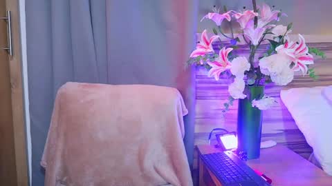 Snapshot of luna_valen chatting on May 2026 03:47:02 AM luna_valen online show from May 2026 03:47:02 AM