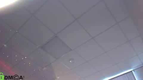 Luna online show from May 2026 03:03:02 AM