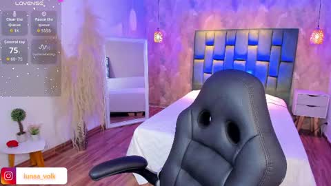  Luna online show from June 2026 03:38:02 AM
