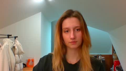 Snapshot of luna_xsensual chatting on December 2024 03:00:02 PM L U N A online show from December 2024 03:00:02 PM