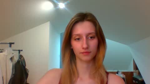 Snapshot of luna_xsensual chatting on January 2025 02:46:01 PM L U N A online show from January 2025 02:46:01 PM