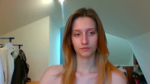 Snapshot of luna_xsensual chatting on January 2025 02:42:02 PM L U N A online show from January 2025 02:42:02 PM