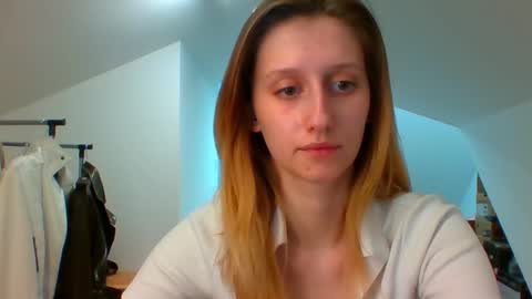 Snapshot of luna_xsensual chatting on February 2025 06:08:02 PM L U N A online show from February 2025 06:08:02 PM