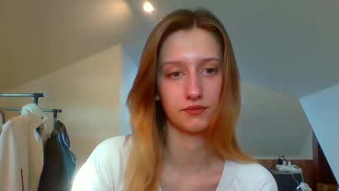 Snapshot of luna_xsensual chatting on February 2025 08:12:02 AM L U N A online show from February 2025 08:12:02 AM