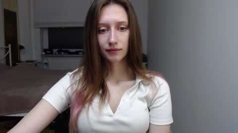 L U N A  online show from January 2026 06:38:01 AM