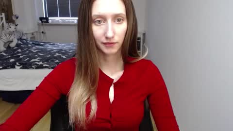 L U N A  online show from March 2026 07:15:01 AM
