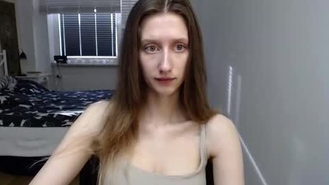 L U N A  online show from March 2026 06:42:01 AM