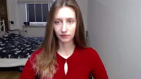 L U N A  online show from March 2026 06:41:01 AM
