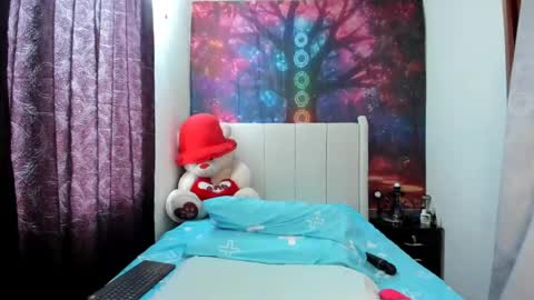 Snapshot of lunaa_mayerr chatting on July 2026 03:44:01 PM lunaa mayer online show from July 2026 03:44:01 PM