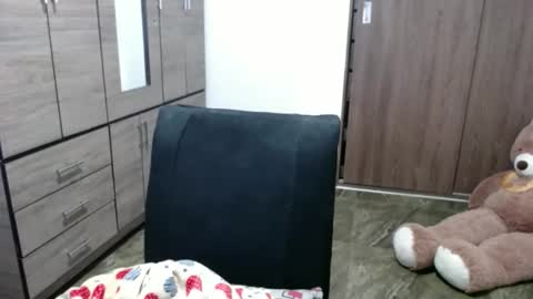 lunaa_sub online show from October 2025 04:02:01 PM