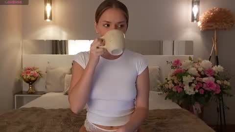 Sophia online show from July 2026 01:49:01 AM
