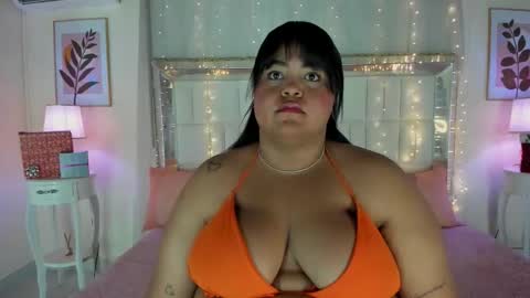 Snapshot of lunaablaze chatting on December 2025 05:39:02 PM lunaablaze online show from December 2025 05:39:02 PM