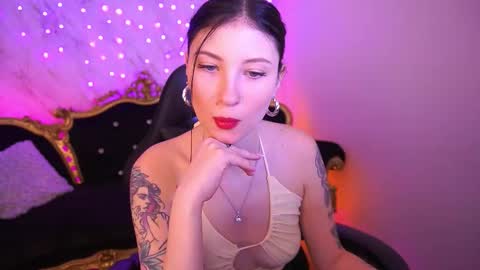 Snapshot of lunaamay chatting on March 2026 07:24:02 AM lunaamay online show from March 2026 07:24:02 AM