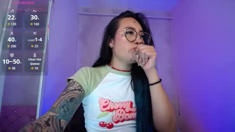 Snapshot of lunaaponte chatting on November 2025 02:14:02 AM LUNA online show from November 2025 02:14:02 AM