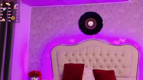 Snapshot of lunababe_ chatting on June 2026 11:26:01 AM lunababe_ online show from June 2026 11:26:01 AM