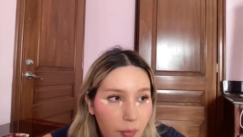 Lunacats online show from April 2026 02:37:01 PM