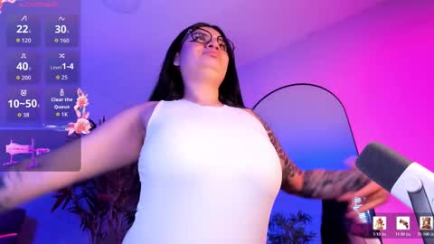 Luna Clarx online show from February 2026 12:15:01 PM