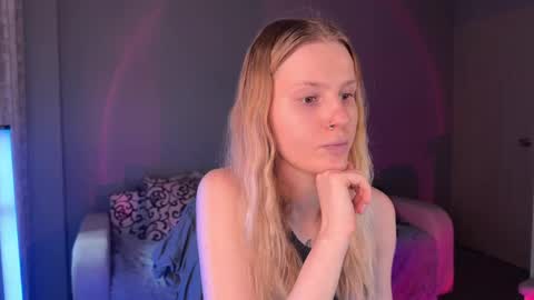 Britney online show from October 2025 02:34:01 PM