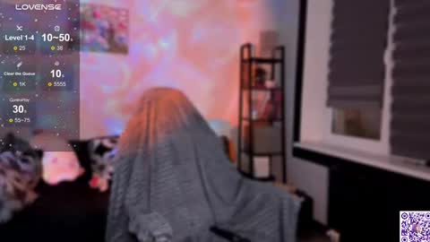 Britney online show from November 2025 05:06:01 AM