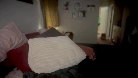 Luna Daddys Girl online show from March 2026 09:29:01 PM