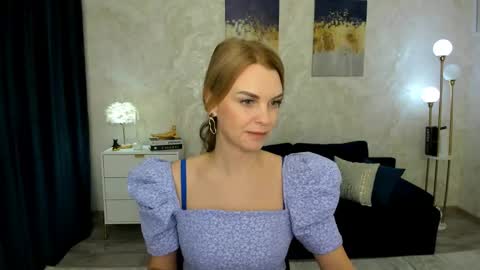 Snapshot of lunaflinn chatting on April 2026 03:26:02 AM lunaflinn online show from April 2026 03:26:02 AM