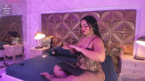 Luna  online show from April 2026 02:31:01 AM