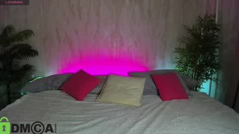 Varvara online show from November 2025 09:19:02 AM