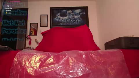 LUNA online show from October 2025 09:04:01 AM