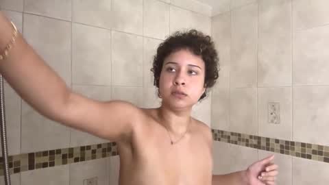 Snapshot of lunaloopzz chatting on March 2026 05:36:01 PM lunaloopzz online show from March 2026 05:36:01 PM