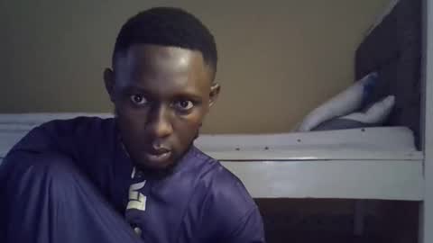 lunalove22_ online show from April 2026 04:21:01 AM