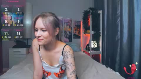 Luna online show from September 2025 03:39:01 PM