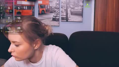 Luna online show from November 2025 03:32:02 PM