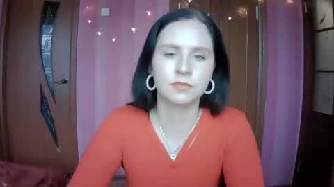 Snapshot of lunamystique_ chatting on January 2025 09:23:02 AM lunamystique_ online show from January 2025 09:23:02 AM