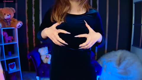 Luna online show from March 2026 12:12:02 PM