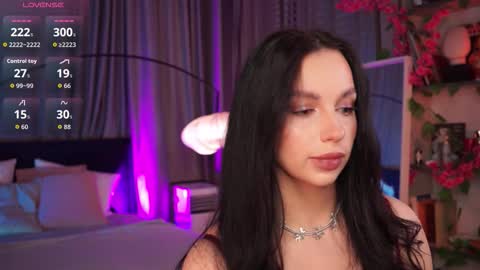 Luna  next streams Mon Fri Sat Sun 8pm-5am gmt0 online show from September 2025 08:31:02 PM