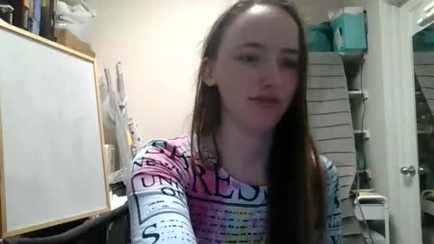 Snapshot of lunapixie2020 chatting on April 2026 04:04:01 AM lunapixie2020 online show from April 2026 04:04:01 AM