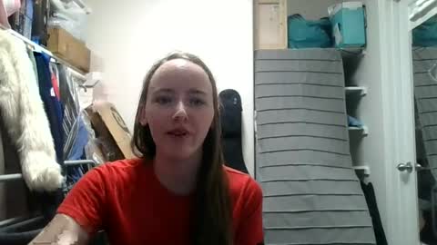 Snapshot of lunapixie2020 chatting on May 2026 04:07:02 AM lunapixie2020 online show from May 2026 04:07:02 AM