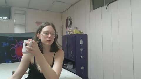 lunaquinn45 online show from February 2025 01:09:01 AM