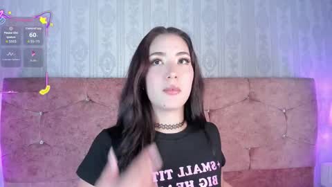 Luna  online show from September 2025 08:09:01 PM