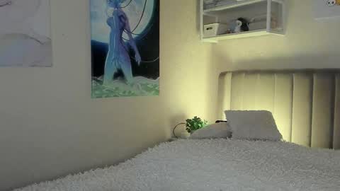 Snapshot of lunar_sofia chatting on October 2025 12:25:01 PM Sofia online show from October 2025 12:25:01 PM