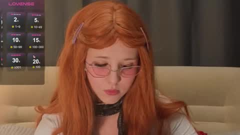 lunar_x online show from October 2025 07:03:01 PM