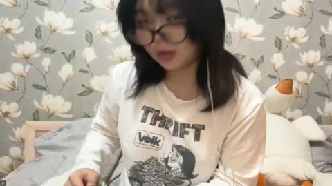 Yuna online show from October 2025 07:56:01 PM