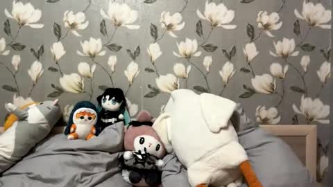 Yuna online show from October 2025 08:33:01 PM