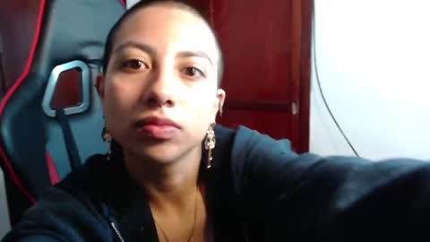 Snapshot of lunarichy chatting on October 2025 11:51:02 AM lunarichy online show from October 2025 11:51:02 AM